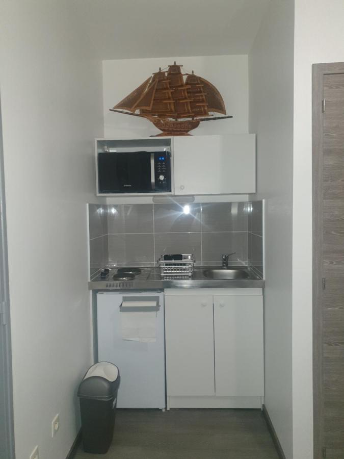 studio meublé au RDC , proche lac Aix-les-Bains Esterno foto