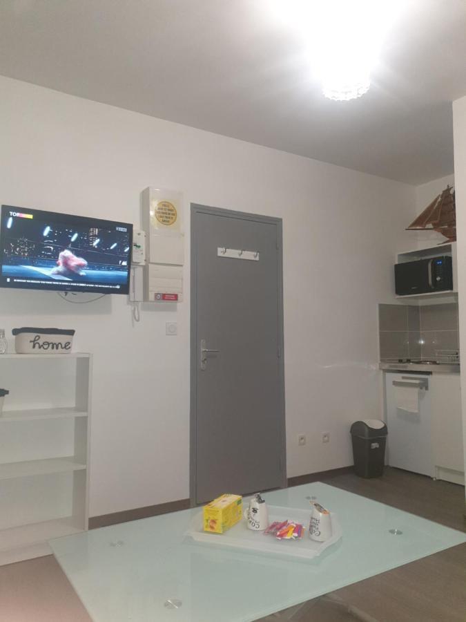 studio meublé au RDC , proche lac Aix-les-Bains Esterno foto